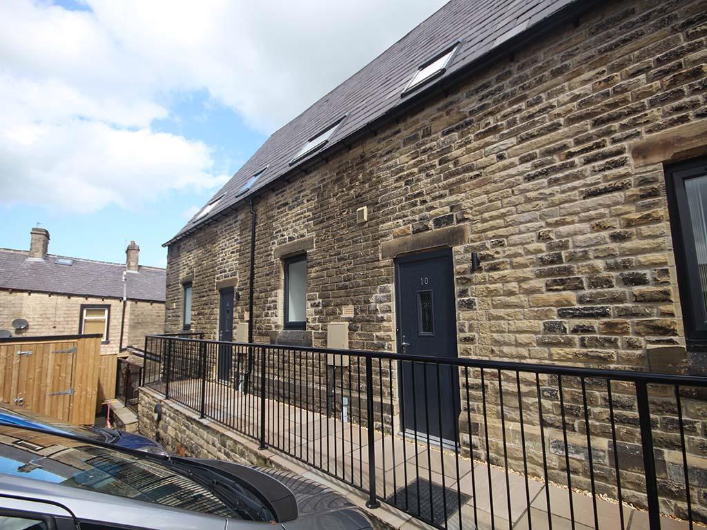 2 bedroom apartment To Let in Barnoldswick - IMG_7179.jpg